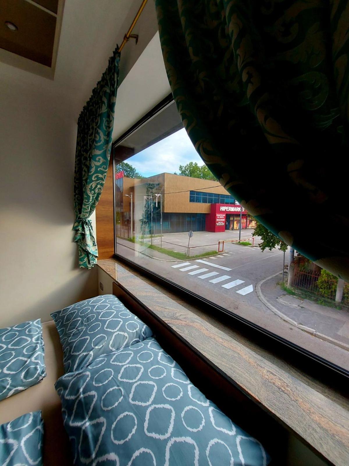 Irish Hotel Bihac Bagian luar foto